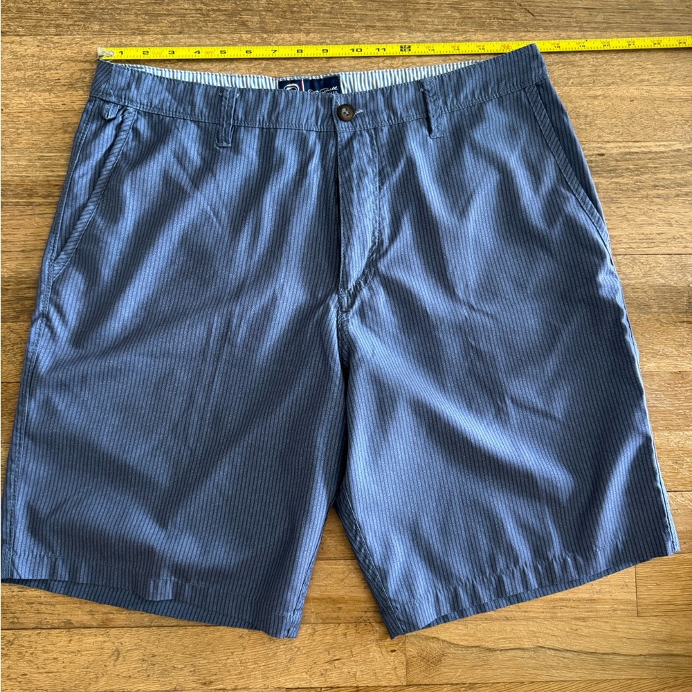 O'Neill Men's O’Neill Blue Pinstripe Flat Front Shorts